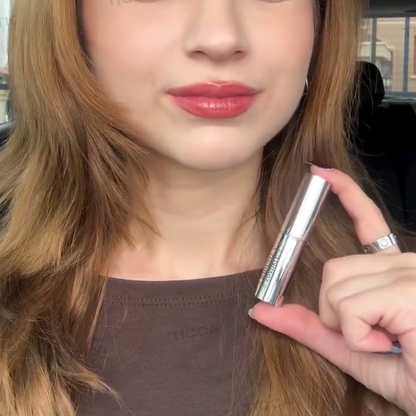 BARRA DE LABIOS CON PURPURINA Y BRILLO "SPARKLE BRIGHT" #151 3,3g | GOLDEN ROSE - Imagen 2