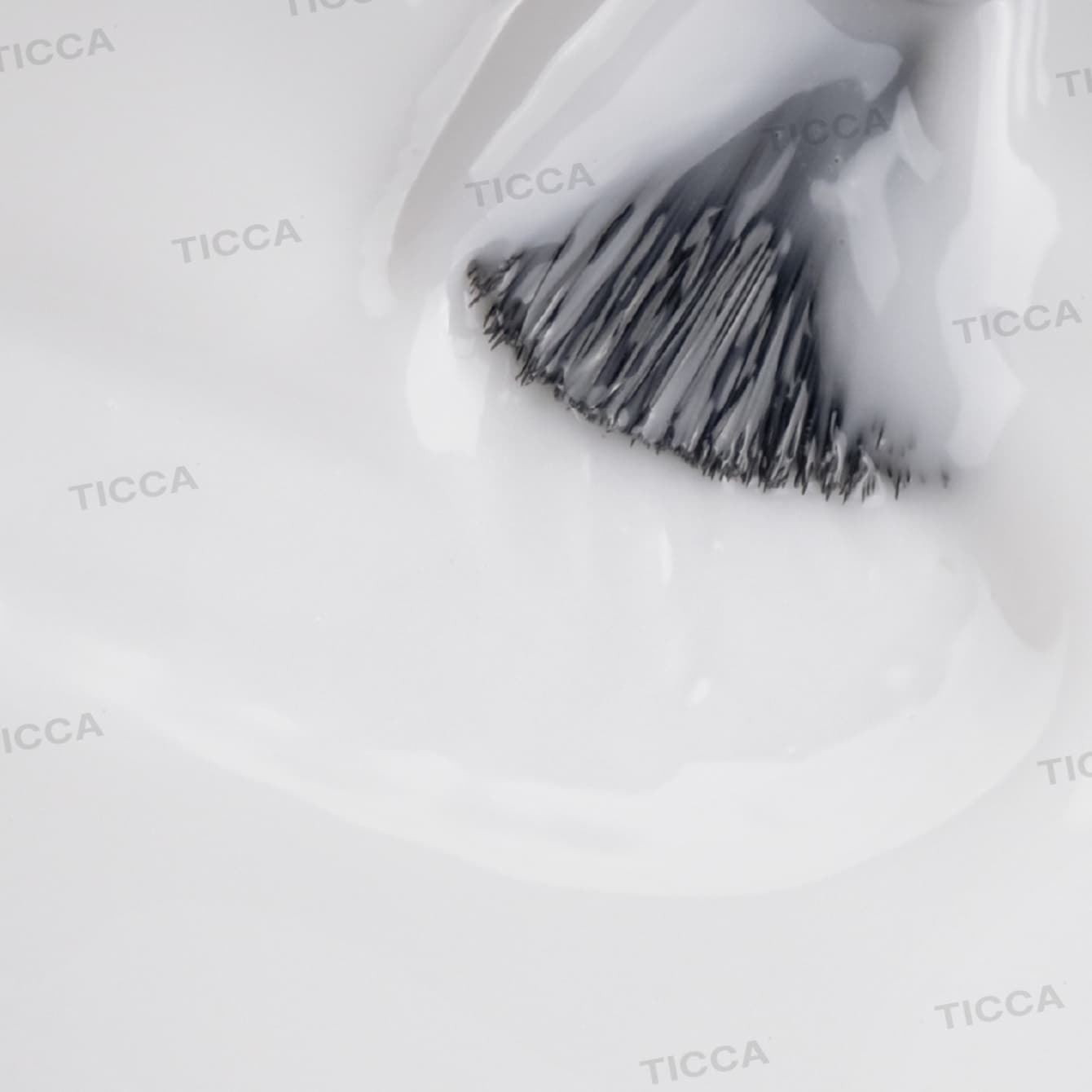 BASE SEMIPERMANENTE UÑAS FINAS INOVITA BLANCO LECHOSO 15ml | INOCOS - Imagen 2