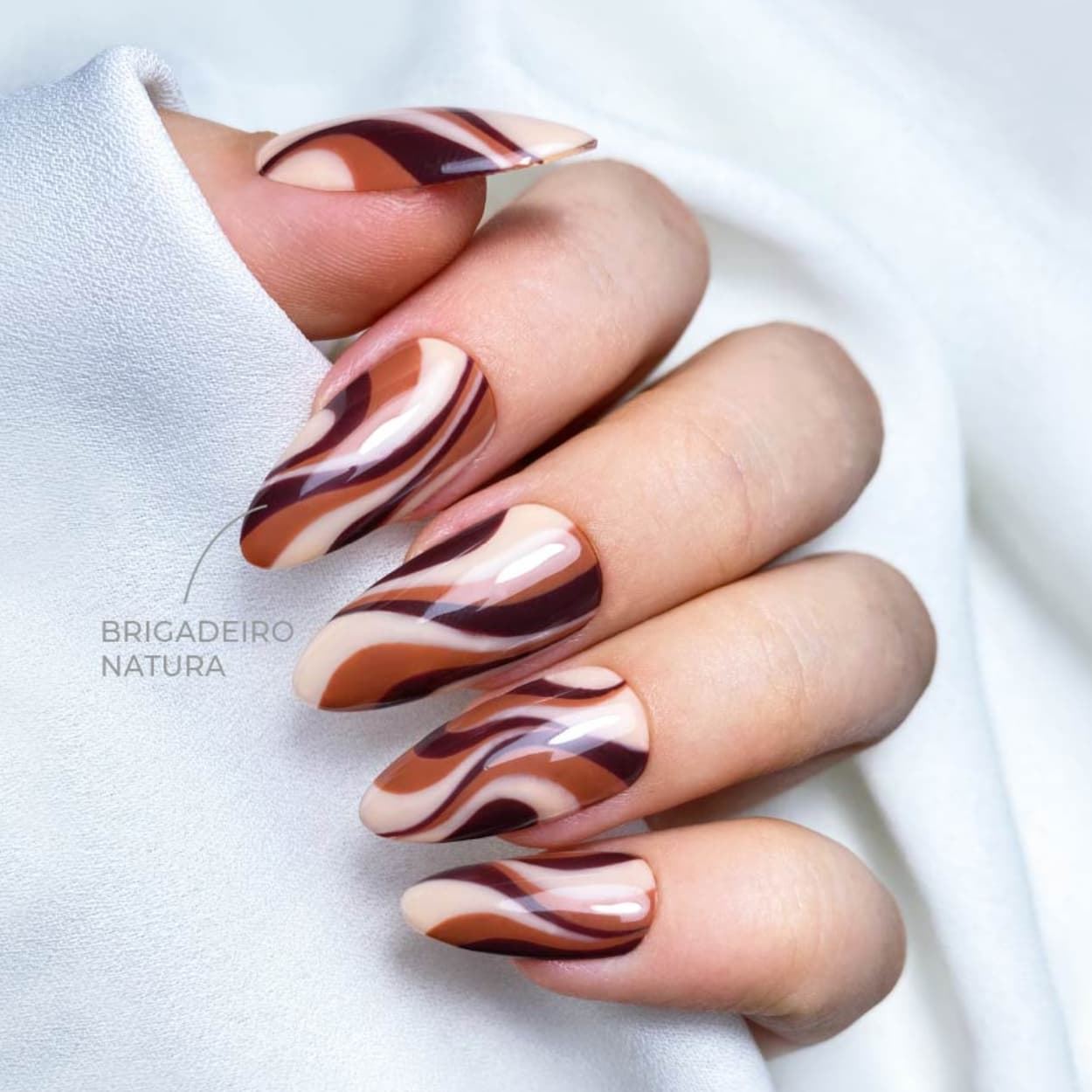 Esmalte Semipermanente Castaño Intenso Brigadeiro 15ml | Inocos - Imagen 6